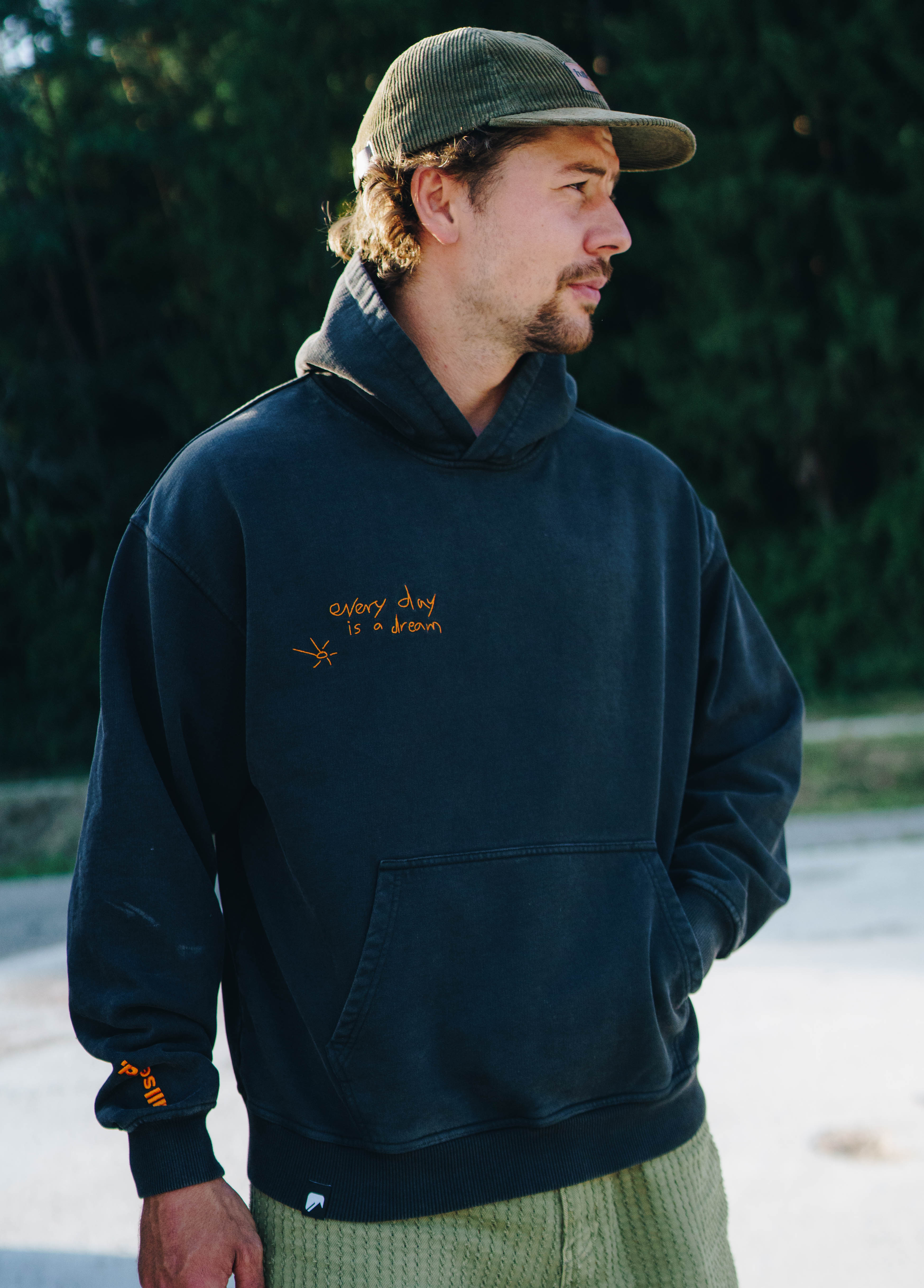 Every Day is a Dream - Hoodie (Washed)